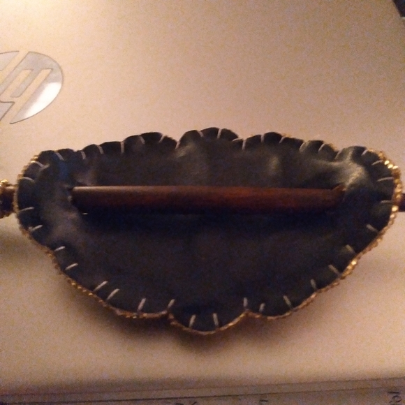 Hair piece to put your hair up, beautiful design.. BNWOT - Picture 5 of 5